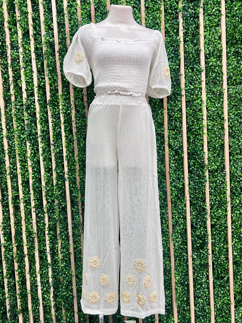 Exquisite White Beige Flower Crochet Blouse and Pant Set