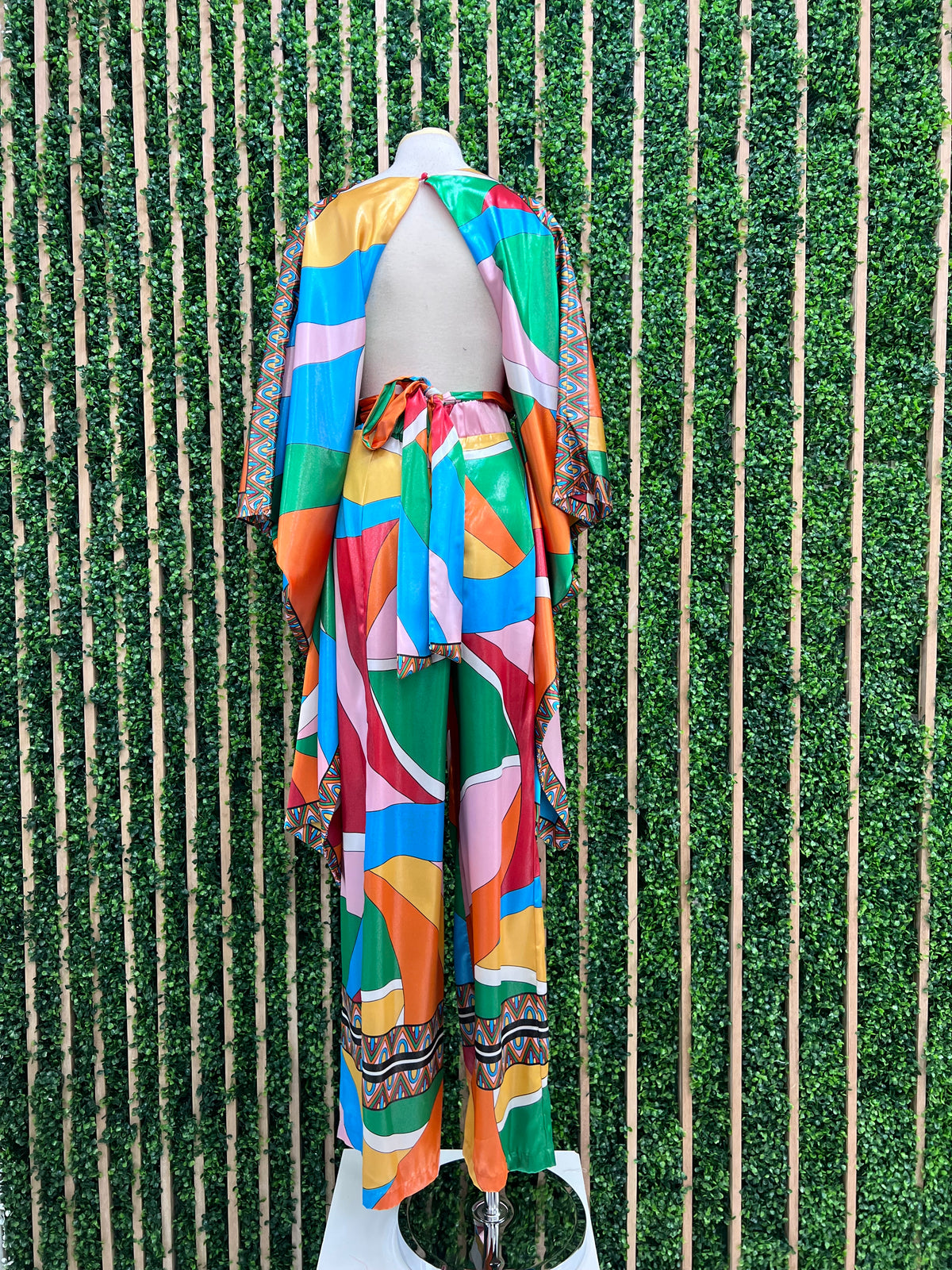 Beautiful Metallic Multi Geo Print Pant Set
