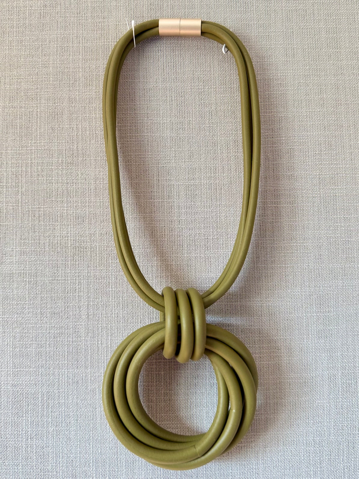 Ring Wrapped Detail Rubber Necklace
