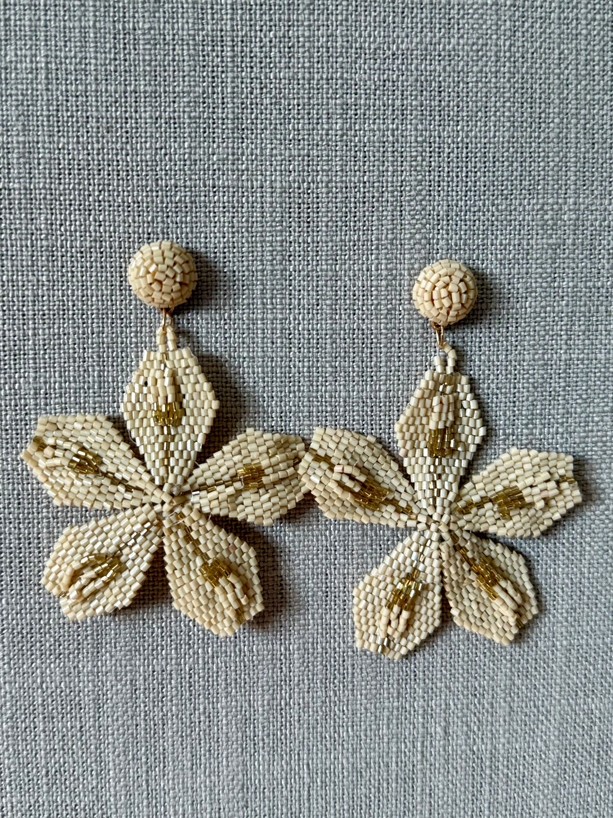 Beautiful Beaded Orchid Earring