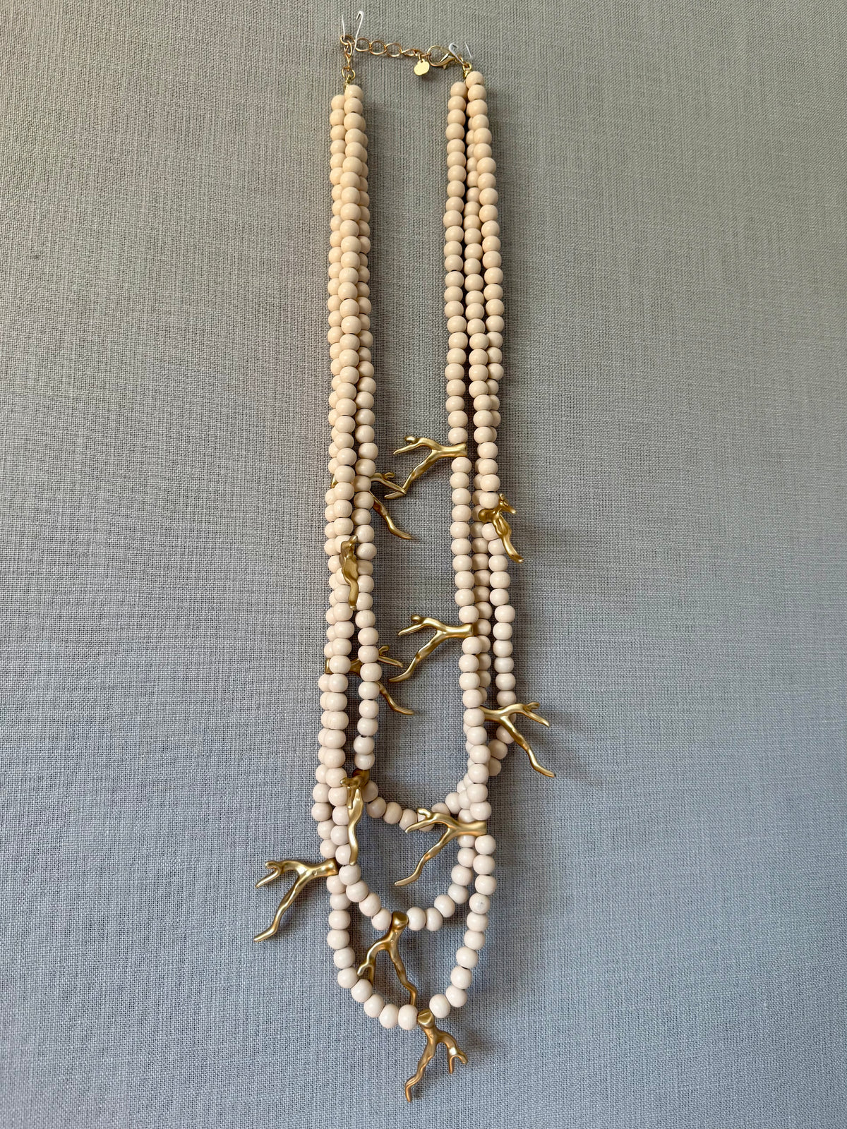 Coral Detail Wood Beaded Necklace