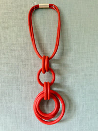 Multi Drop Links Rubber Necklace