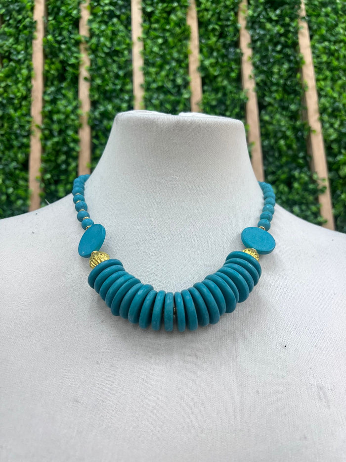 Turquoise Gold Detail Necklace