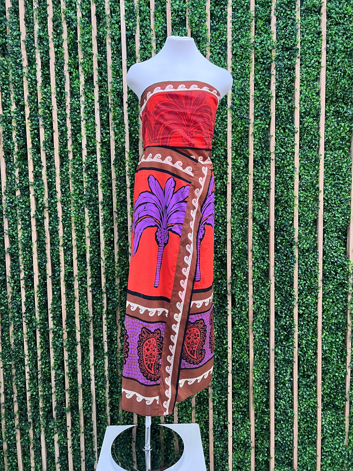 Beautiful Orange Tropical Print Strapless Dress