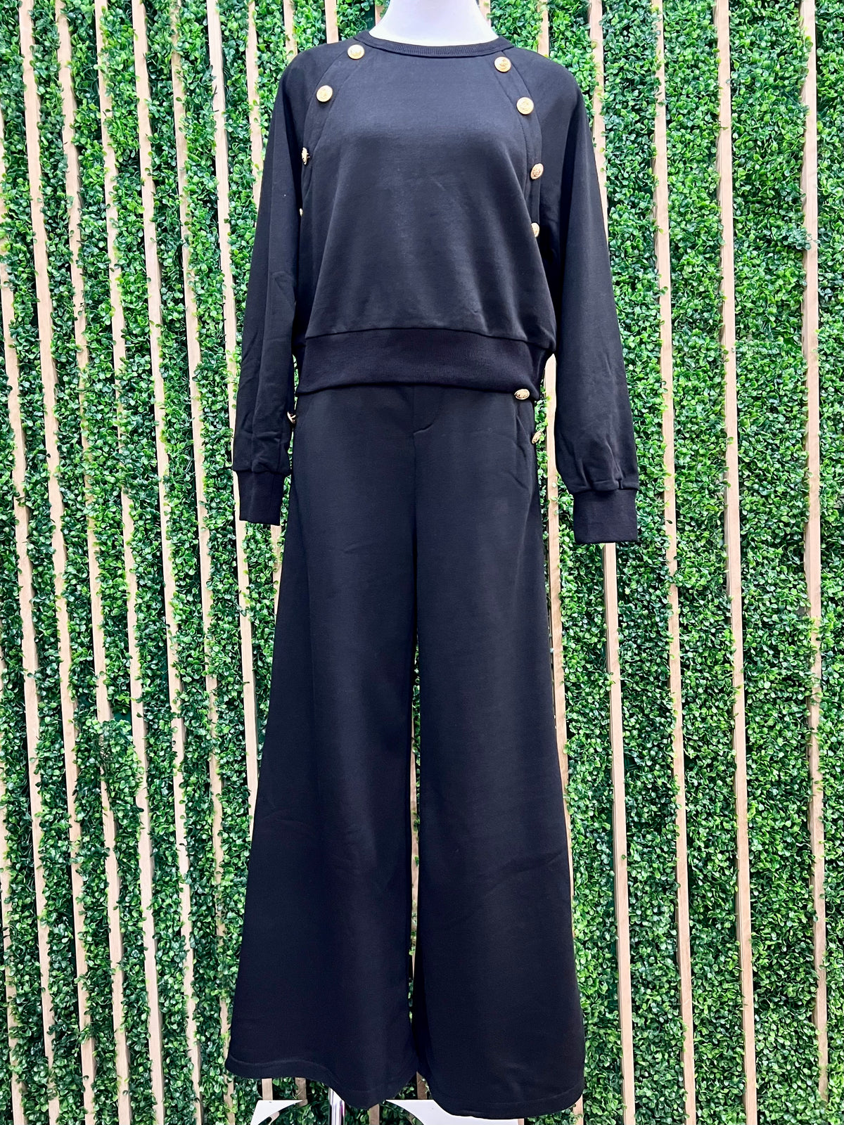 Beautiful Button Detail Knit Pant Set