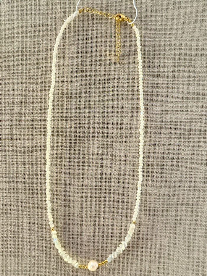 White Pearl Detail Crystal Beaded Necklace