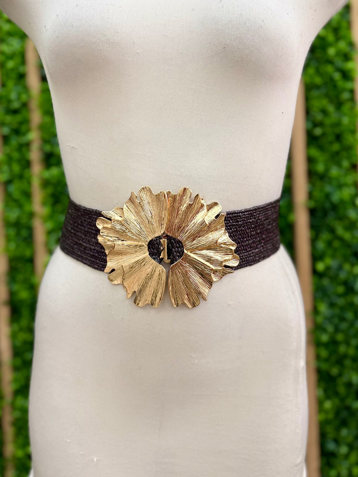 Embossed Metallic Flower Raffia Belt