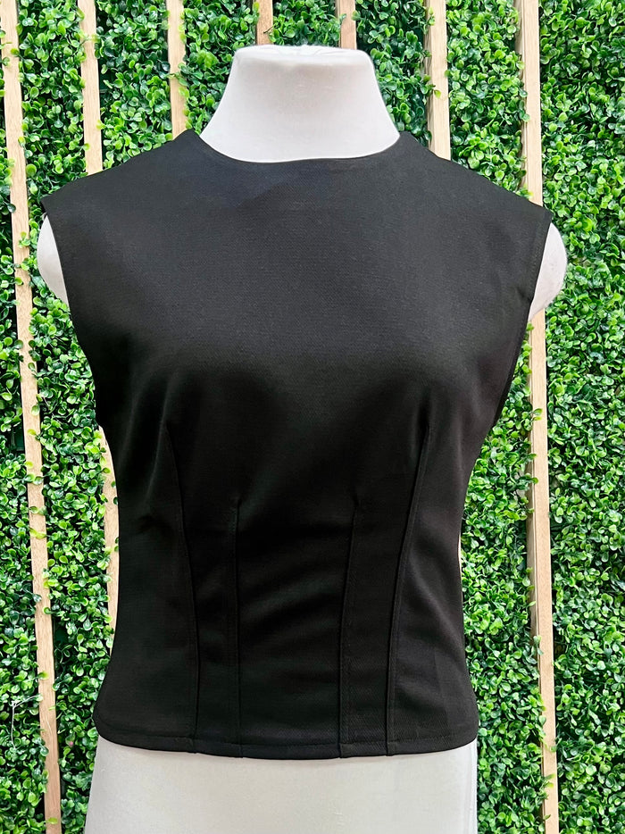 Round Neckline Fitted Topy