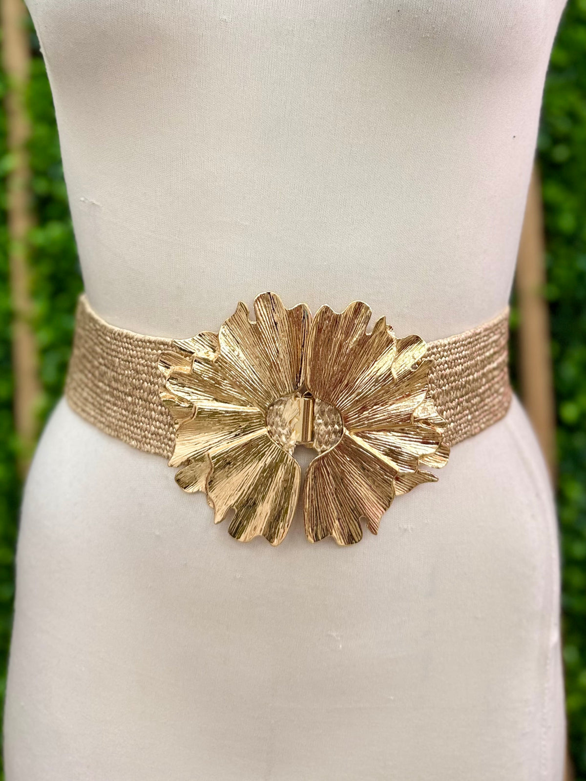 Embossed Metallic Flower Raffia Belt
