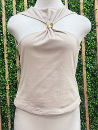 Center Brooch Sleeveless Top