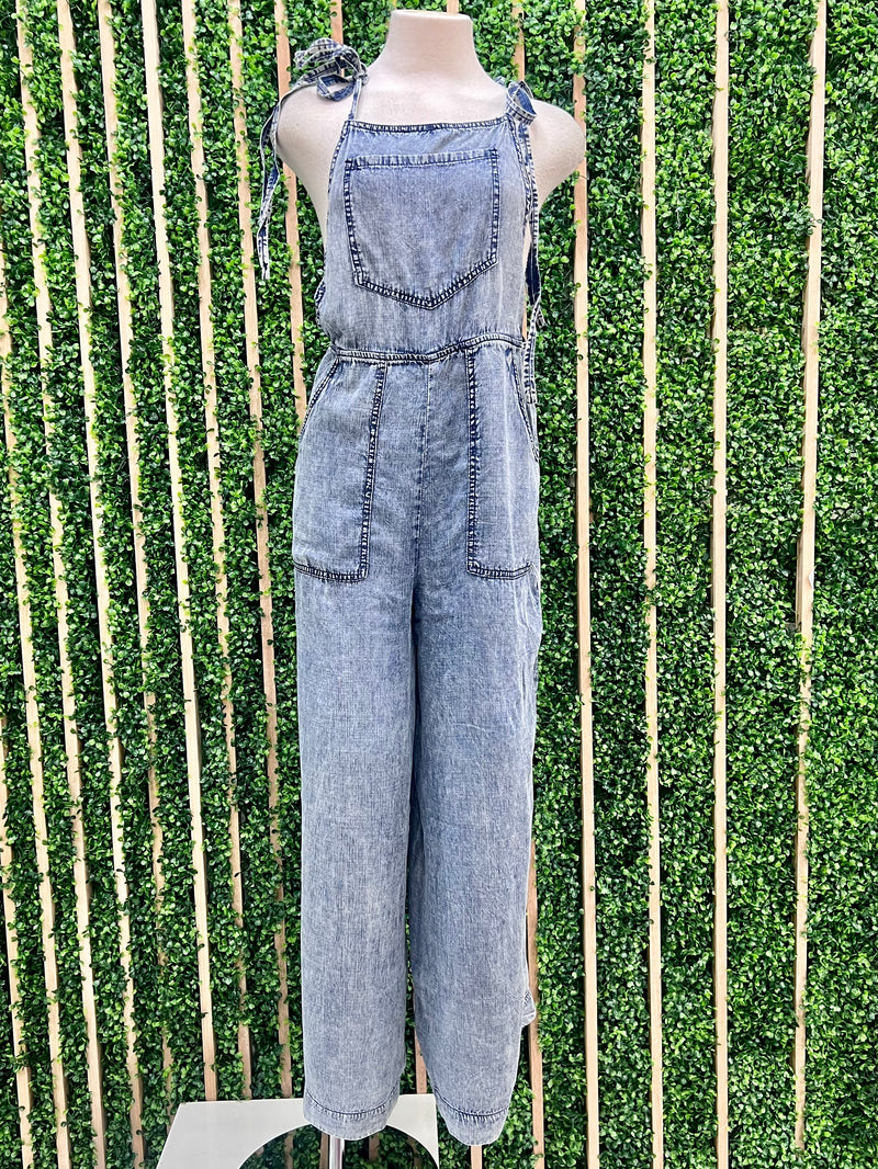 Pocket Detail Washed Denim Loose Fit Jumpsuit - Main Image