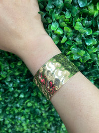 Stainless Steel Textured Cuff