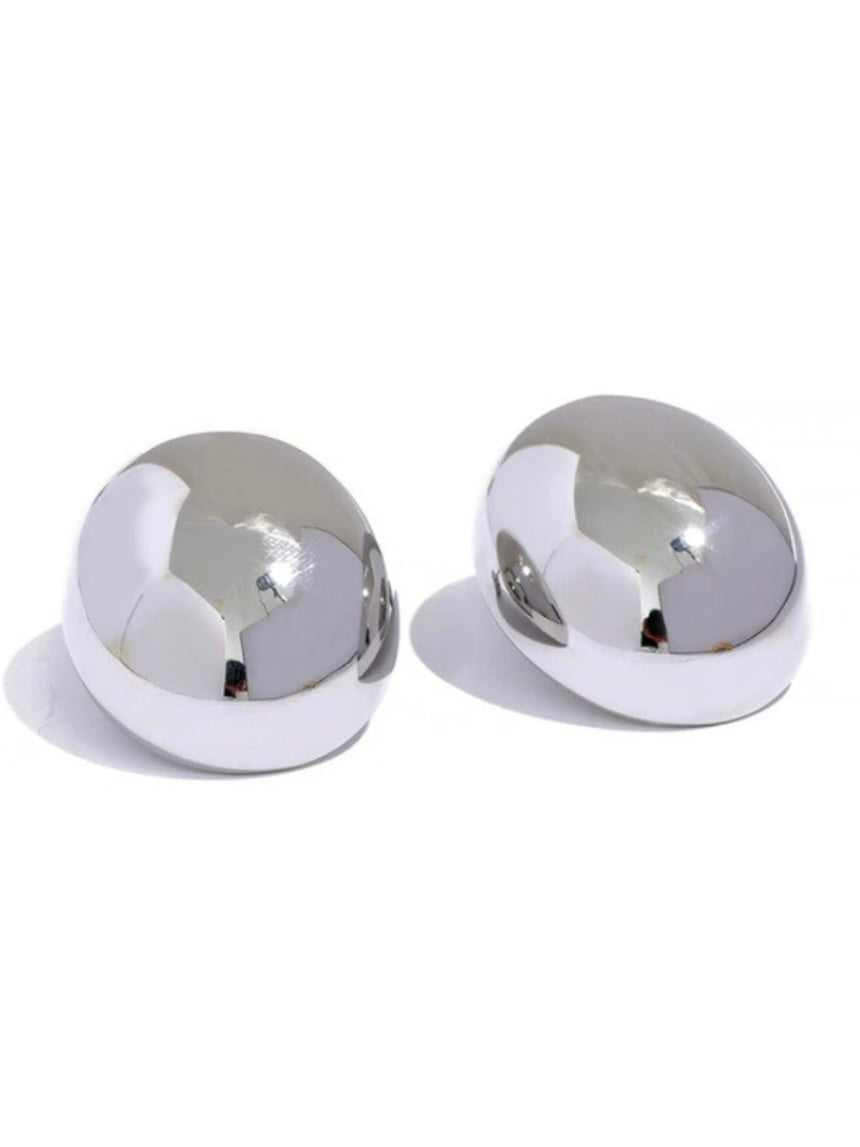 Large Oval Stud Earring