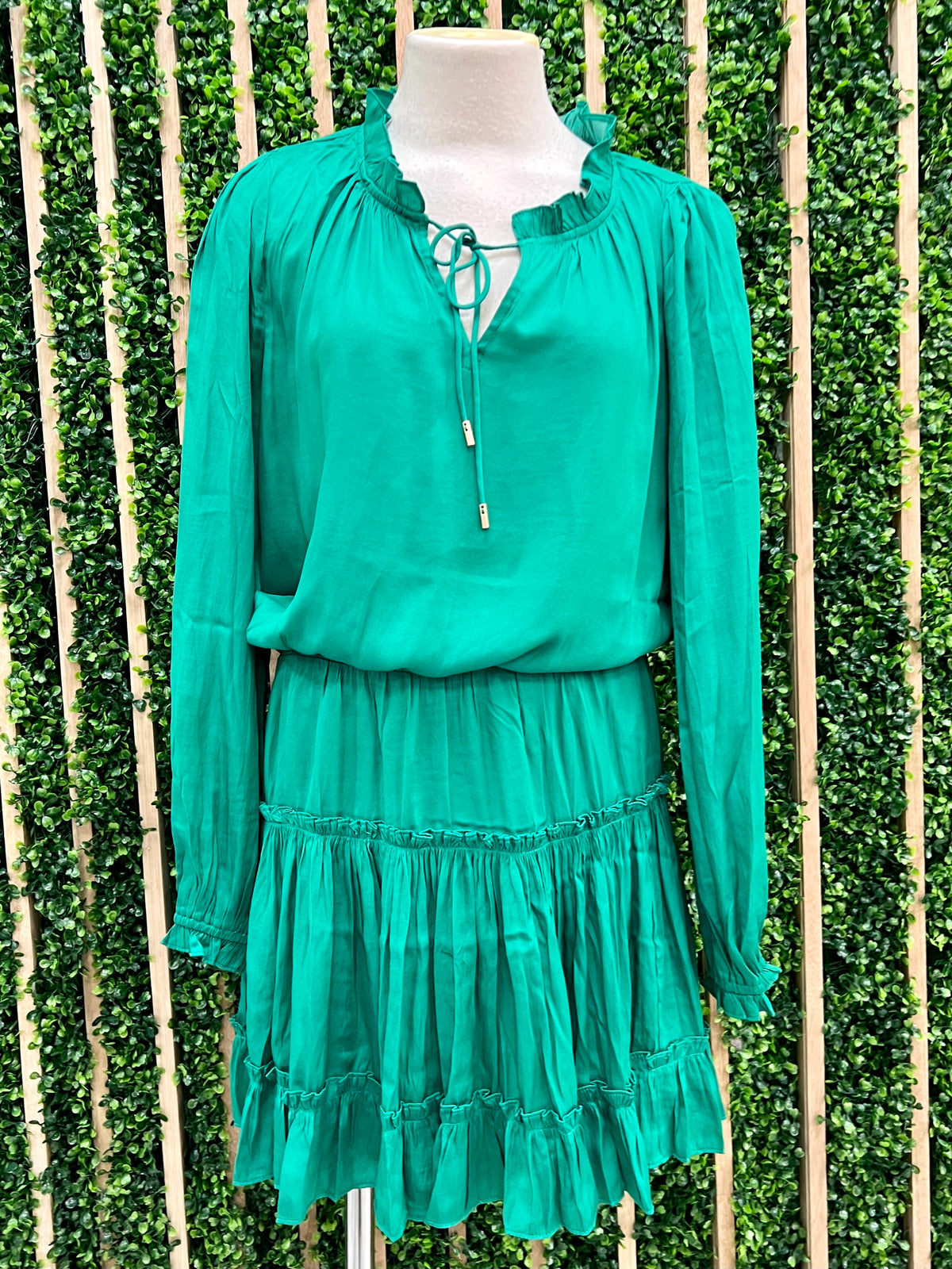 Kelly Green Long Sleeve Ruffled Short Dress