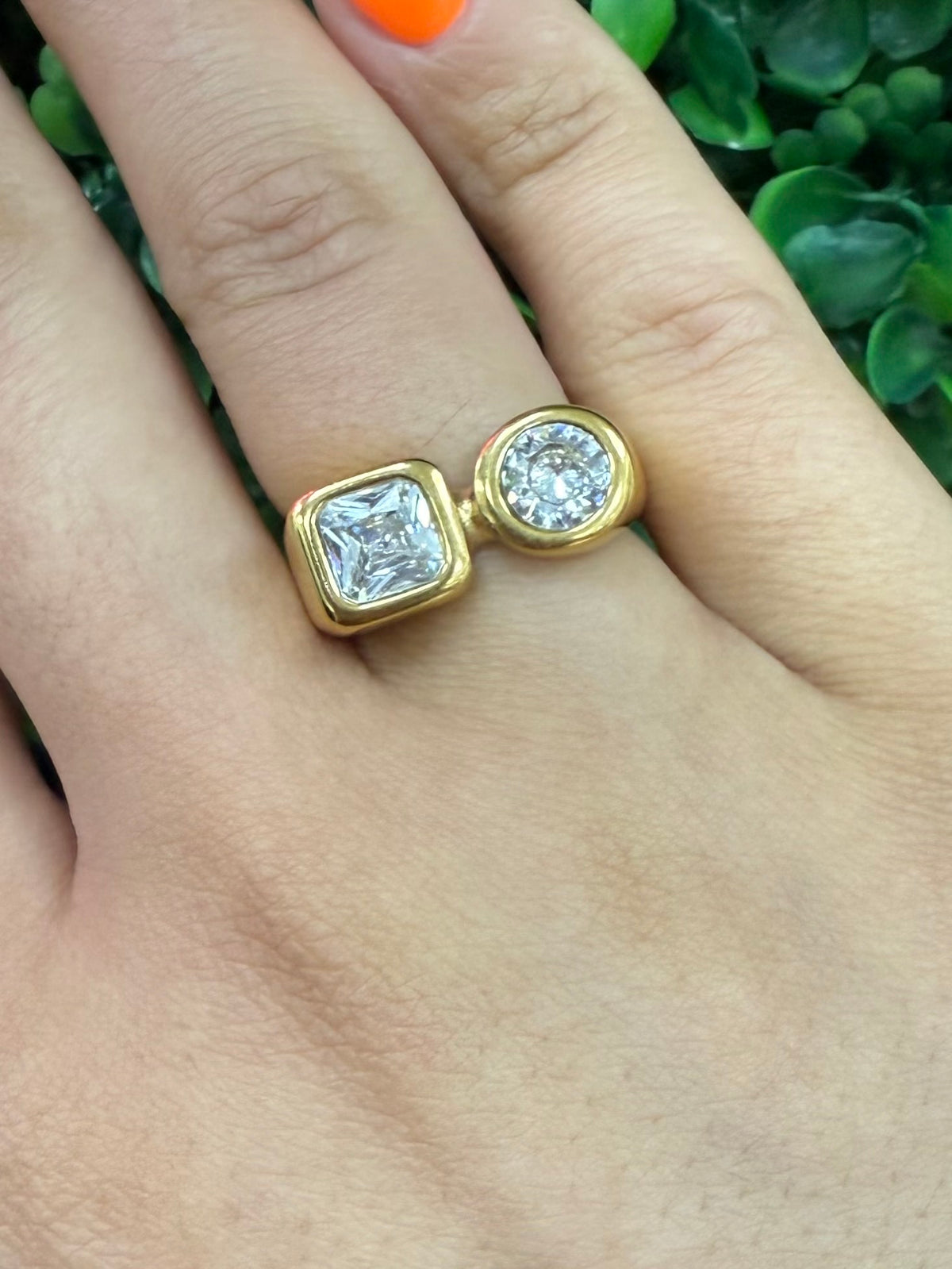 Stainless Steel Crystal Shapes ring