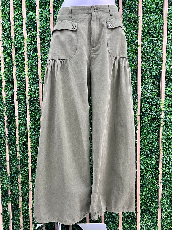 Front Pocket Olive Jogger Style Pant