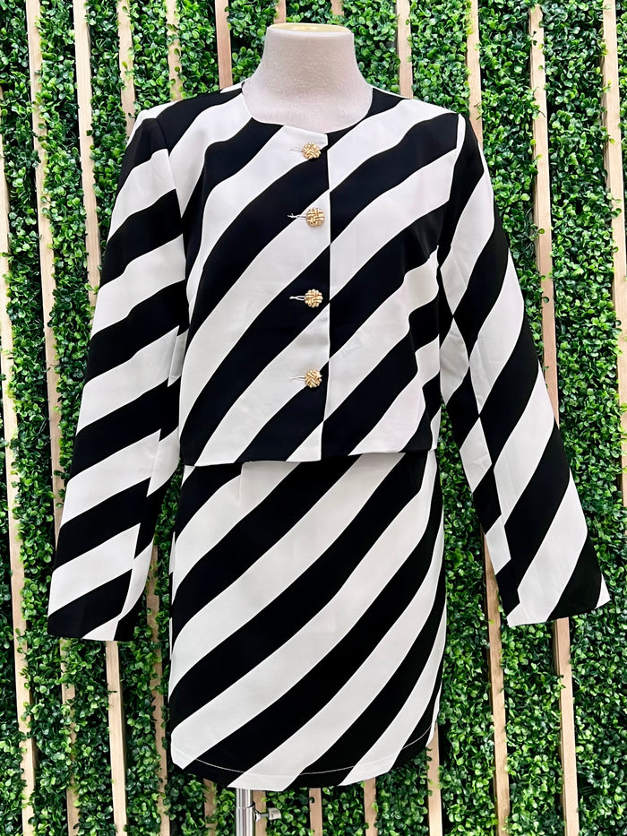 Beautiful Black White Stripe Short Blazer