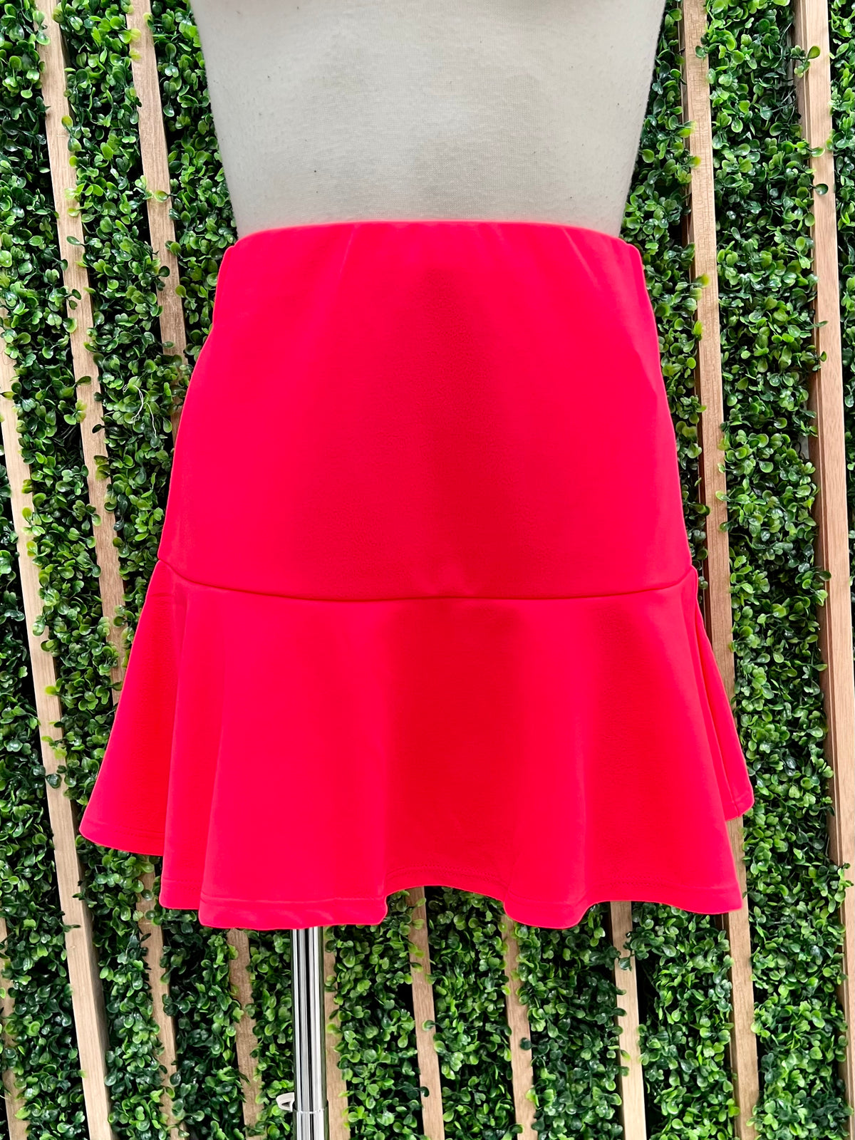 Elastic High Waisted Ruffle Knit Skort