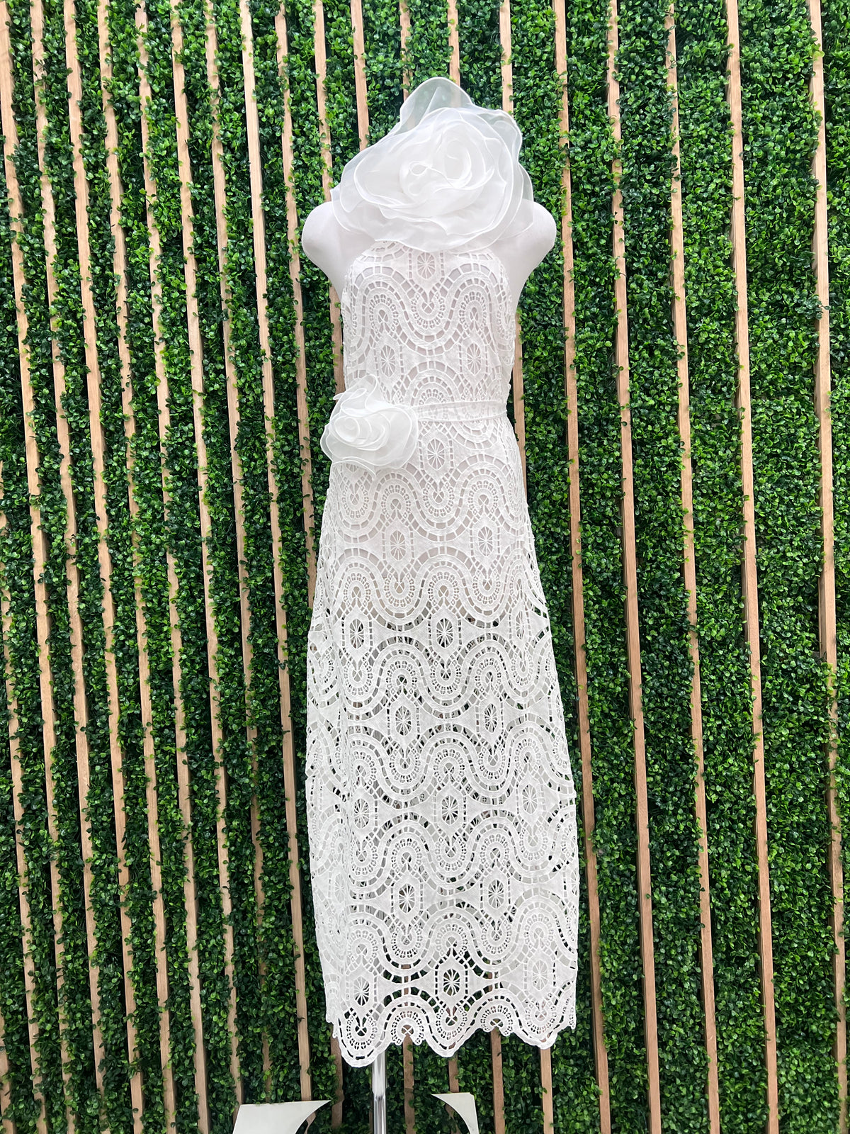 Beautiful White Flower Detail lace Coverup Dress