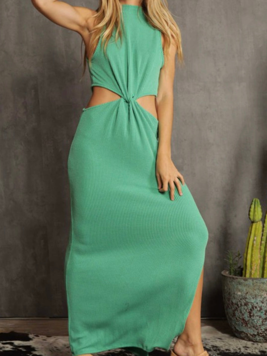 Green Knot Detail Sleeveless Cutout Mido Dress