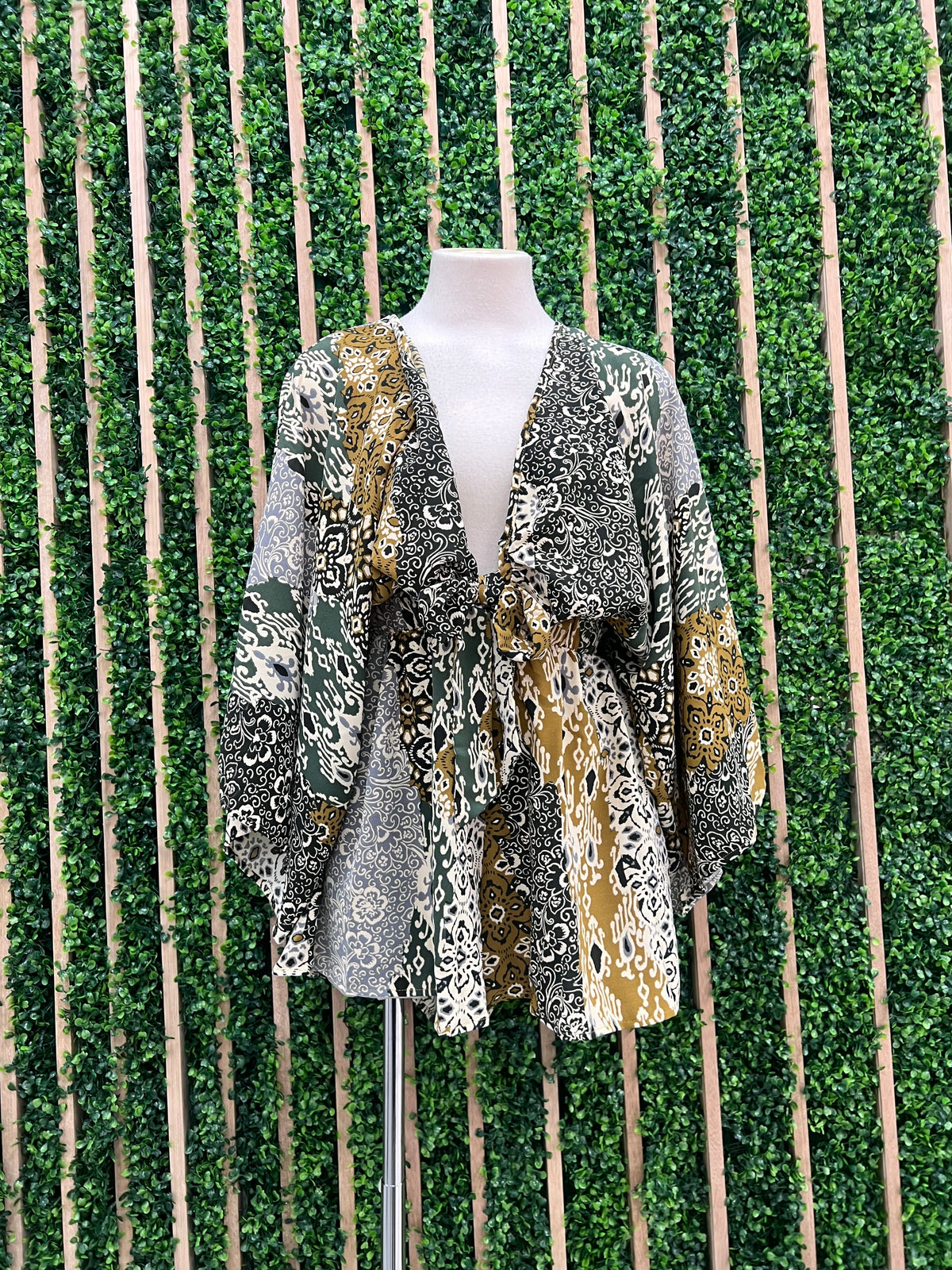 Green Print Batwig Sleeve Romper