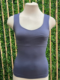 Seamless Scoop Neck Tank Top – Multiple Colors