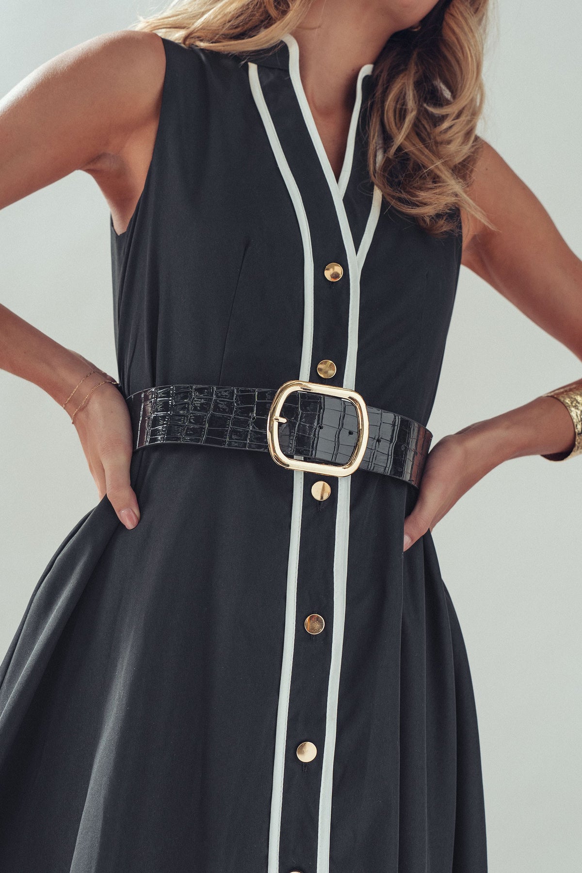 Black Contrast Trim Sleeveless Midi Dress