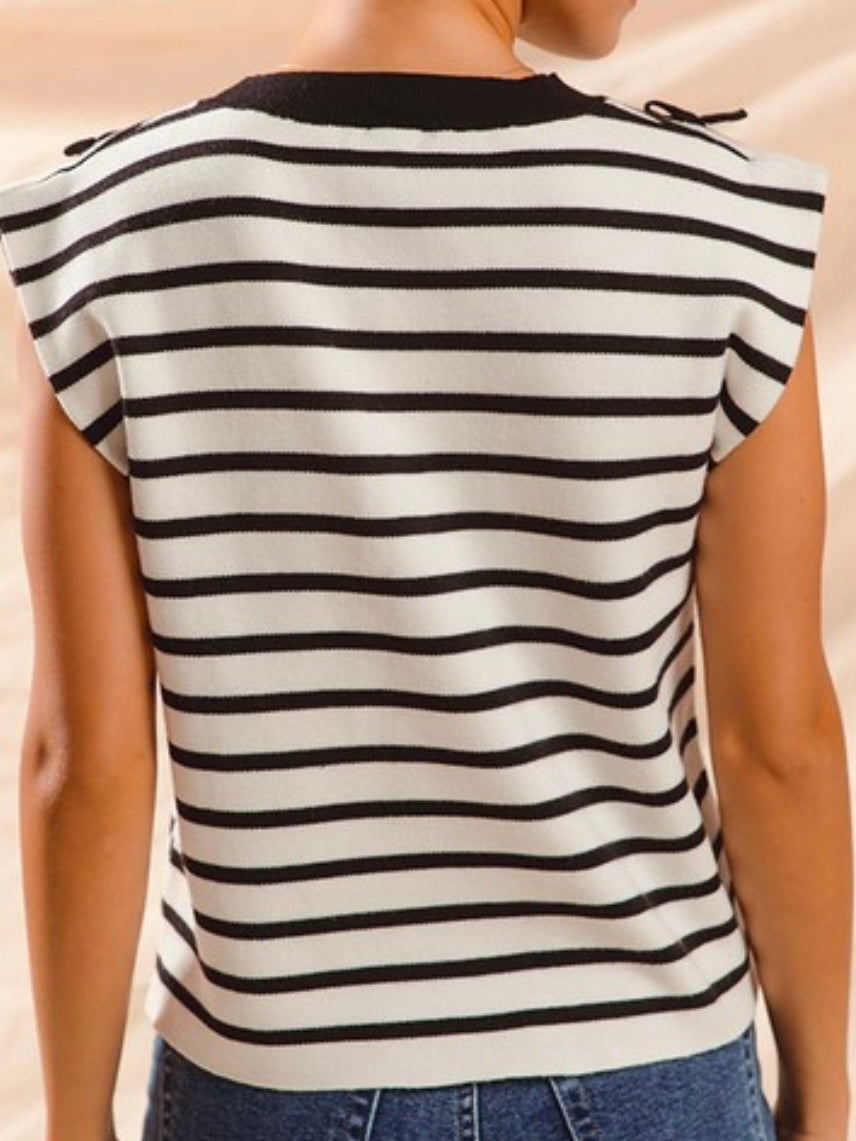 Stripe Contrast Ribbon Sleeveless Sweater Top