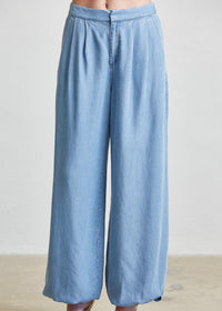 Lyocell Light Denim Balloon Pants With Cuff Opening