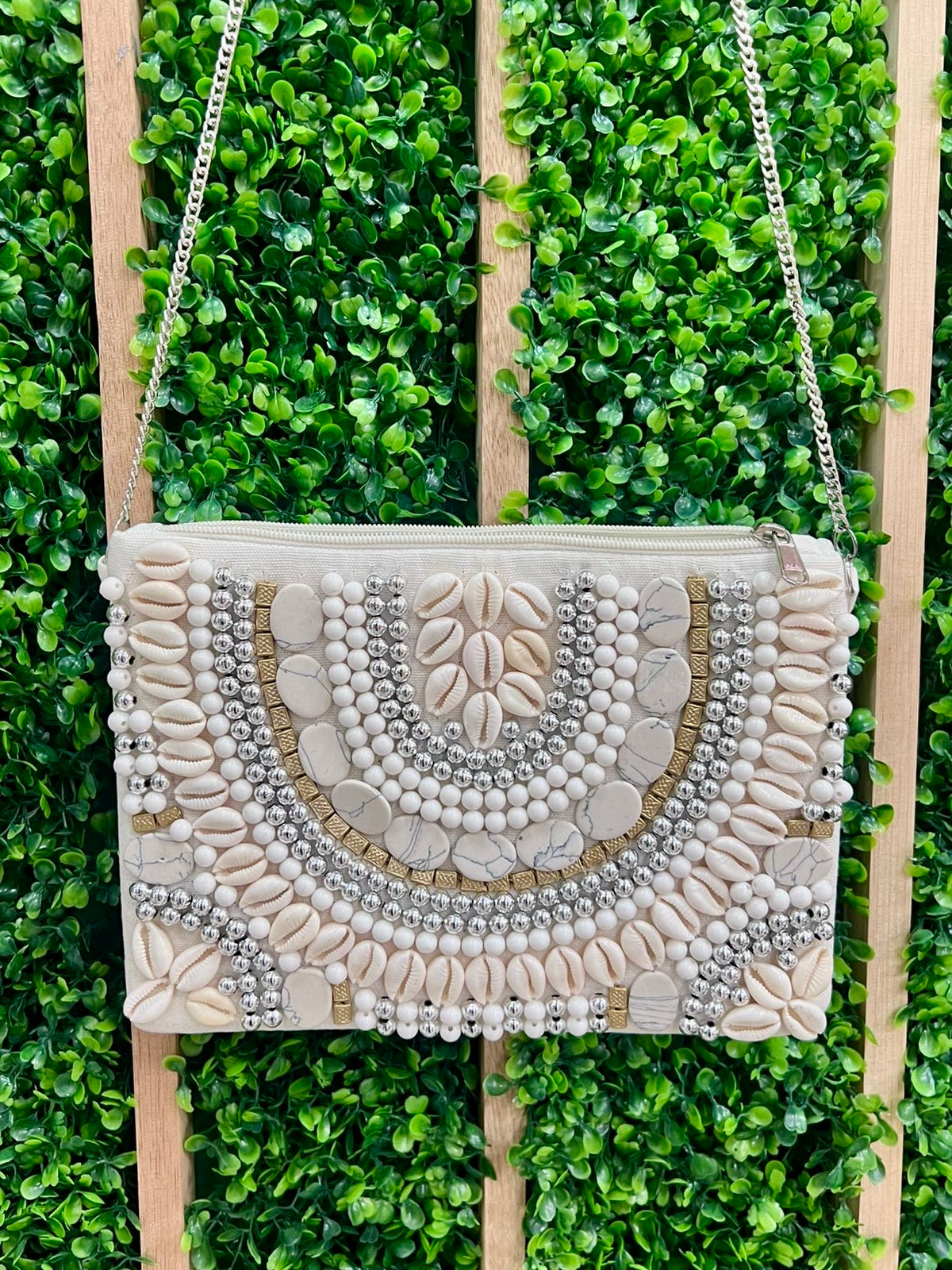 Seashell Beads Clutch