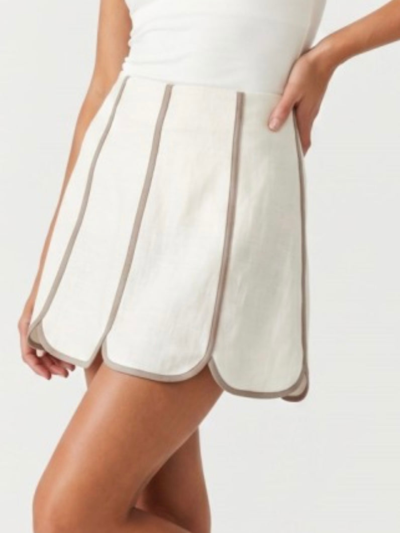 Scallop Trim Linen Mini Skirt