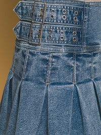 Acid Wash Double Buckle Pleated Denim Short Skirt