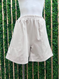 High Waist Front Pocket Bermuda