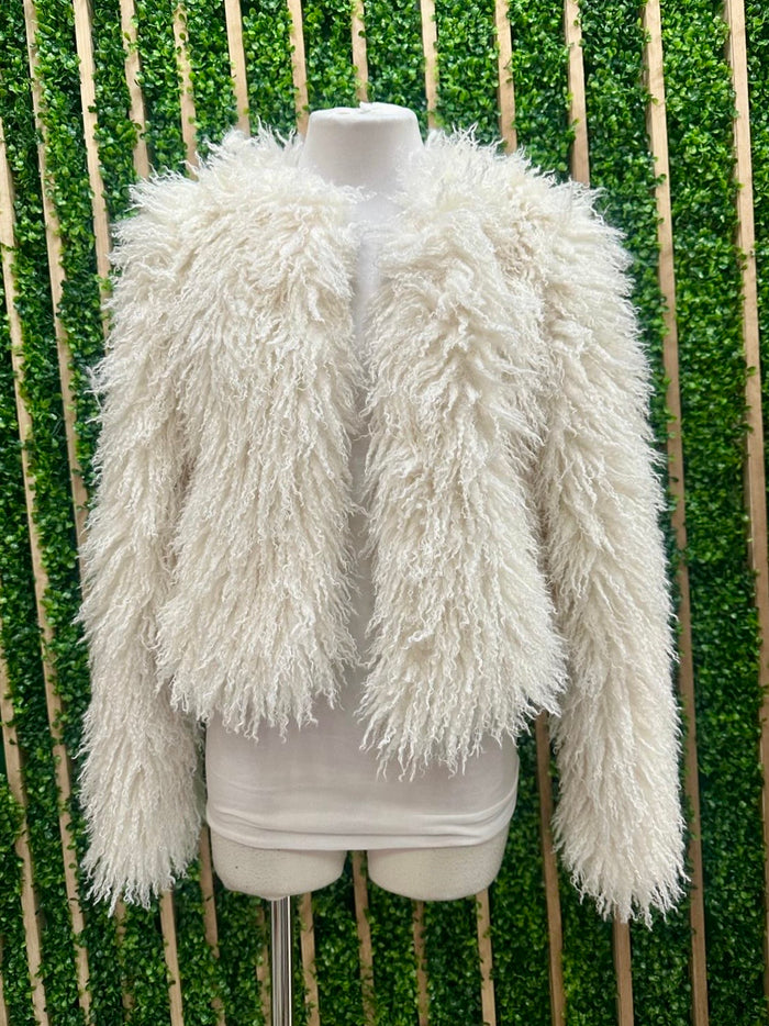 Beautiful Cream Shaggy Faux Fur Jacket