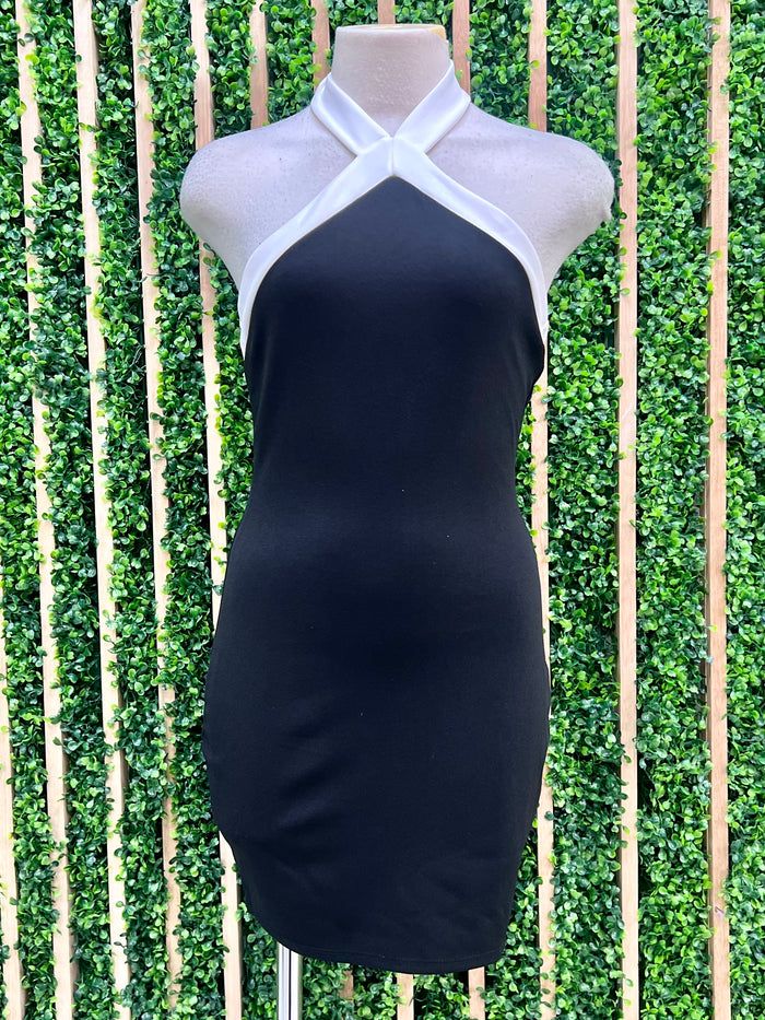 White Black Halter Neck Bodycon Dress