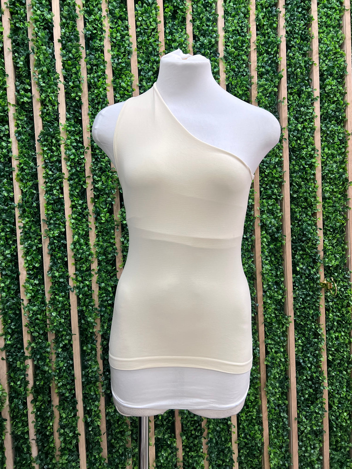 Clean Line One Shoulder Basic Top