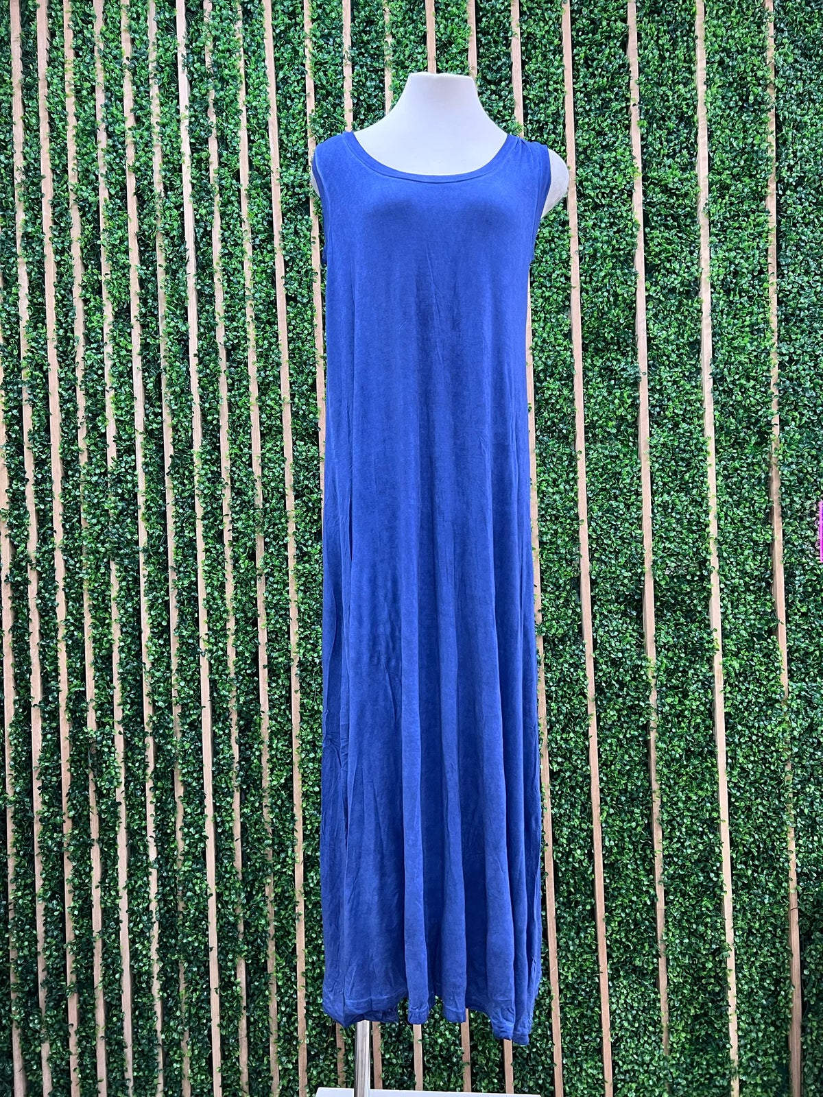 Comfiest Acid Washed Sleeveless Scoop Neck Maxi Dress