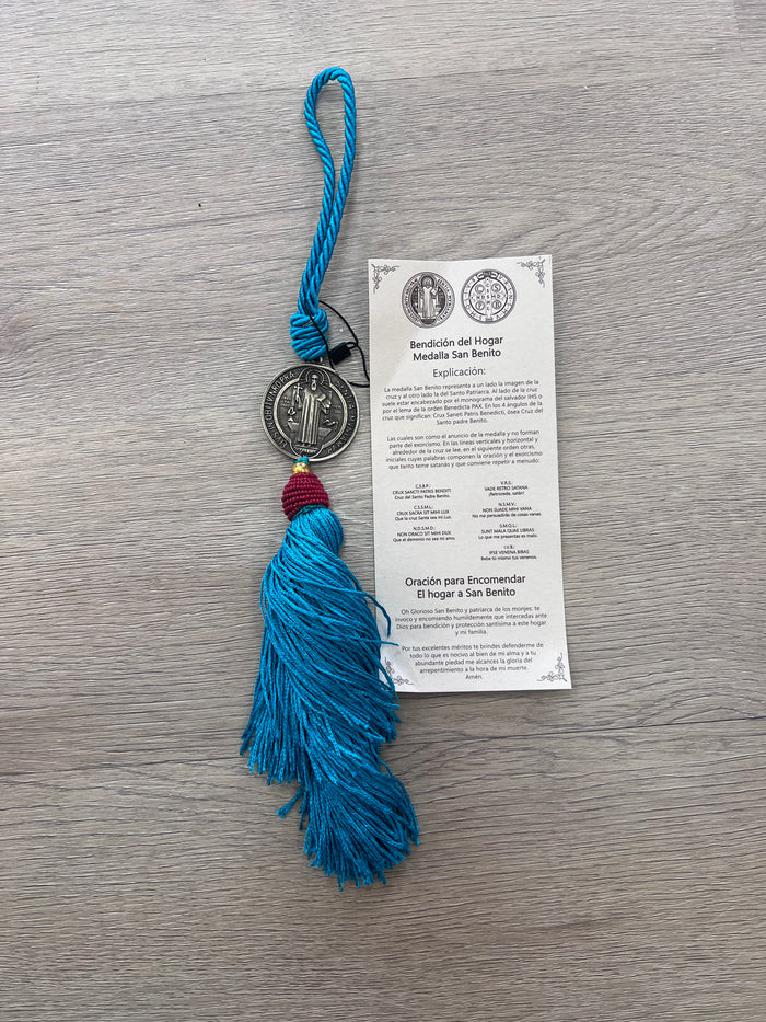 San Benito Tassel Decor