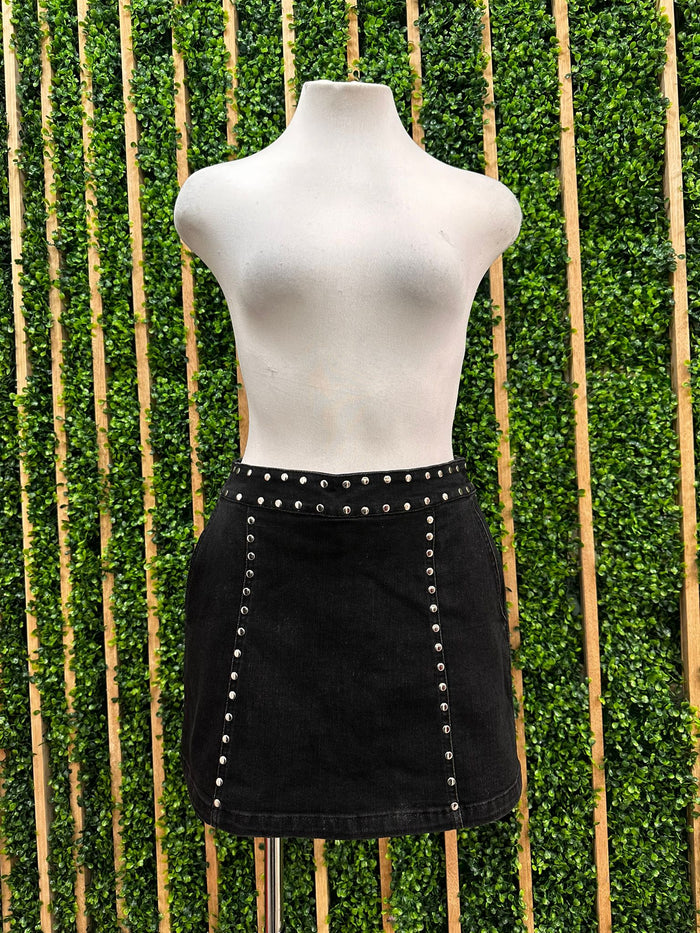 Stud Detail Elastic Back Skort