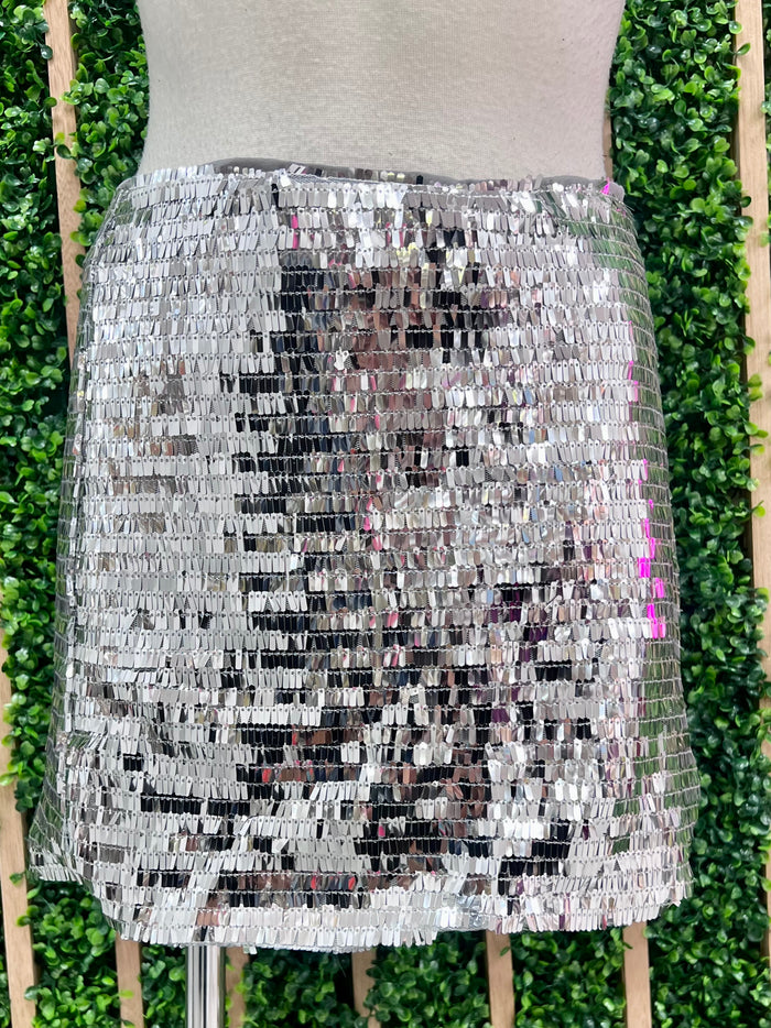 Sequin Scalloped Short Skirt