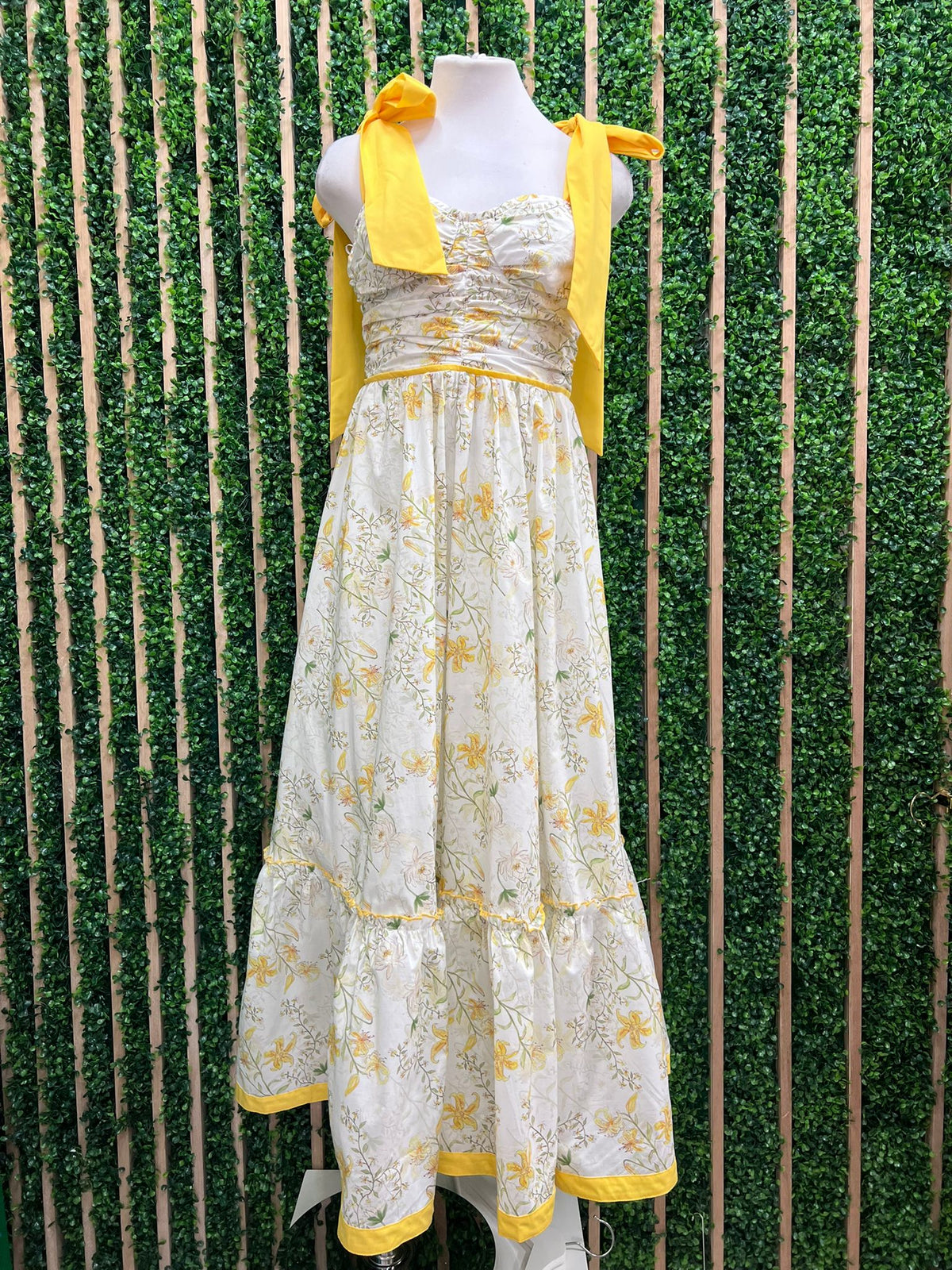 Yellow Floral Print Woven Feminine Ribbon Strap Dress