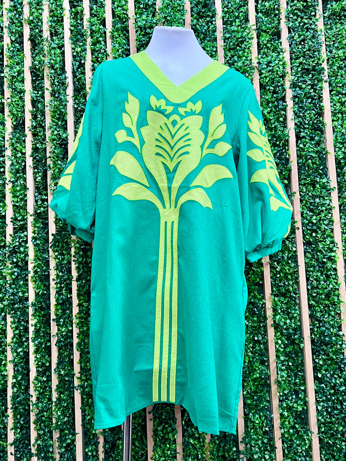 Green Contrast Barroque Embroidery Short Dress