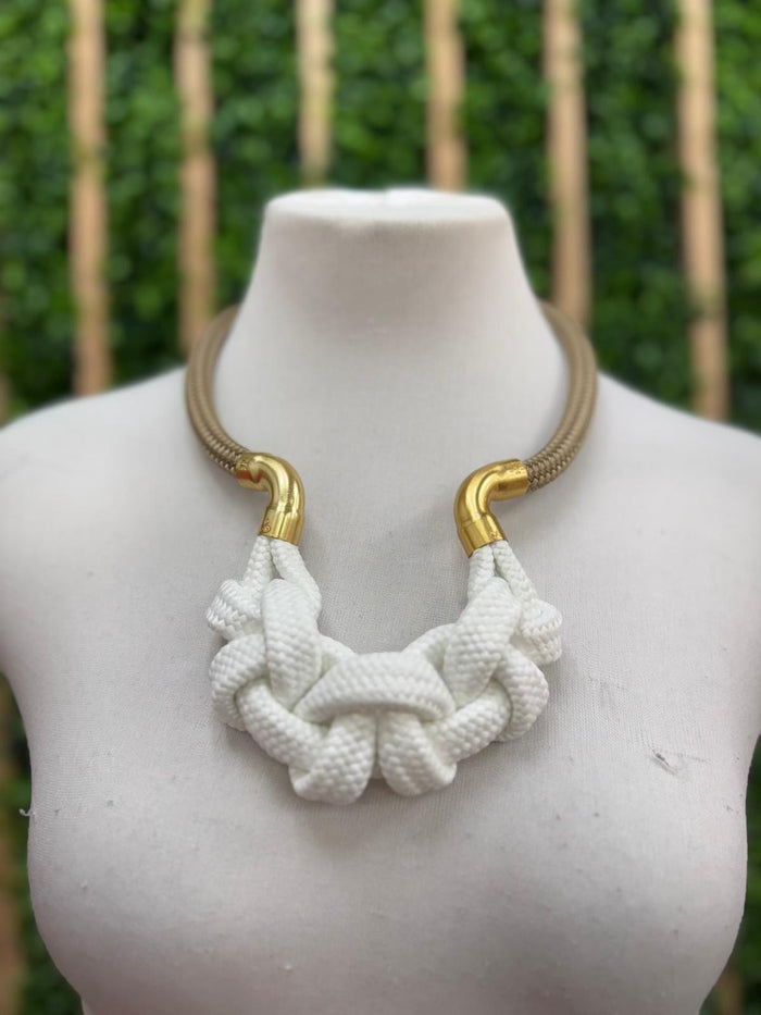CS Spuma Necklace