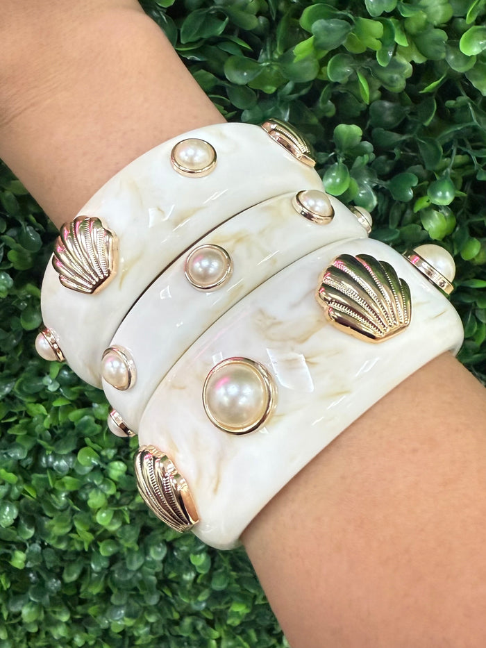 Boho Resin Pearl Shell Bangle Set
