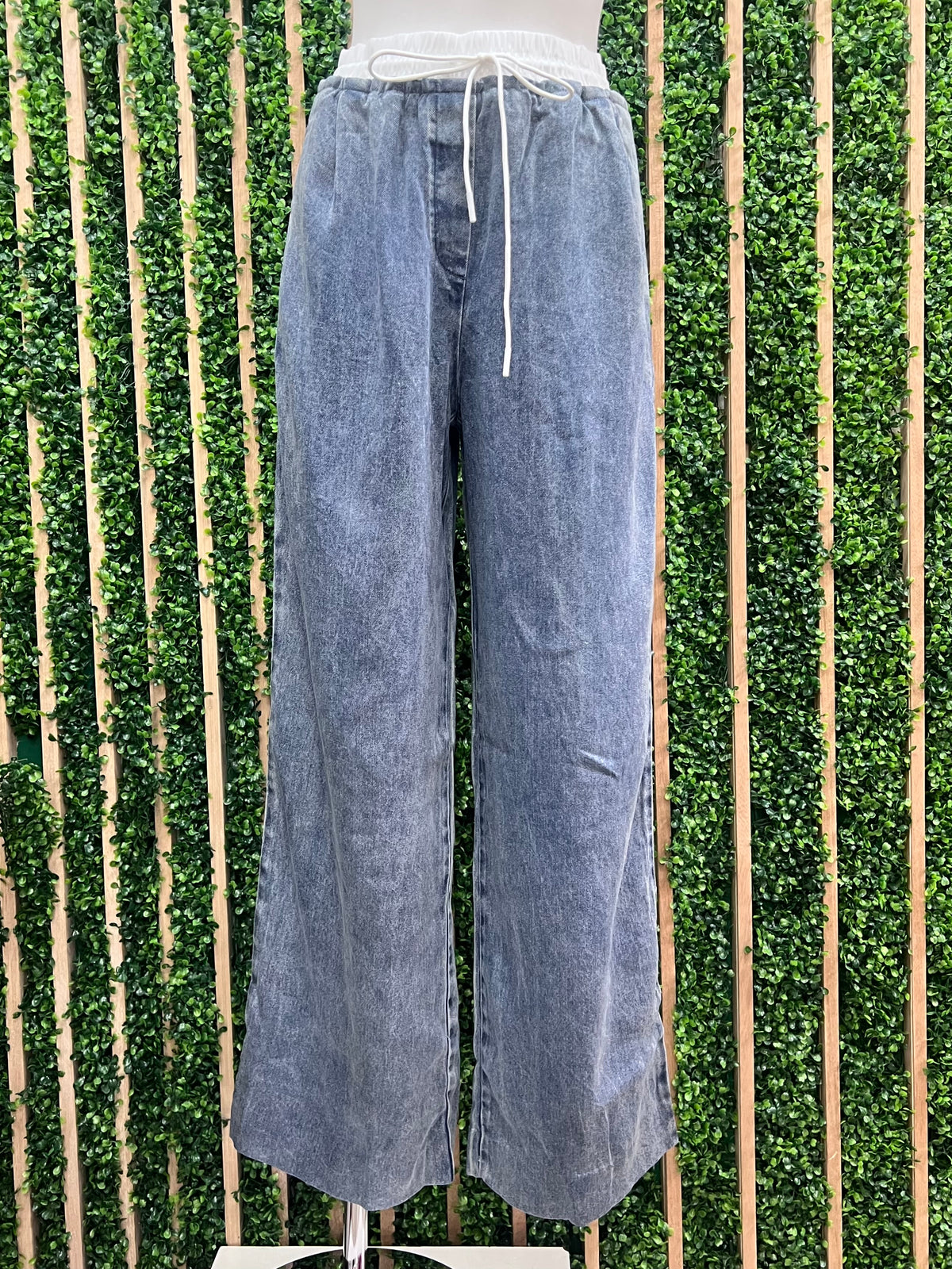 Contrast Waist Wide Leg Pant