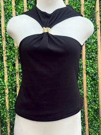 Center Brooch Sleeveless Top