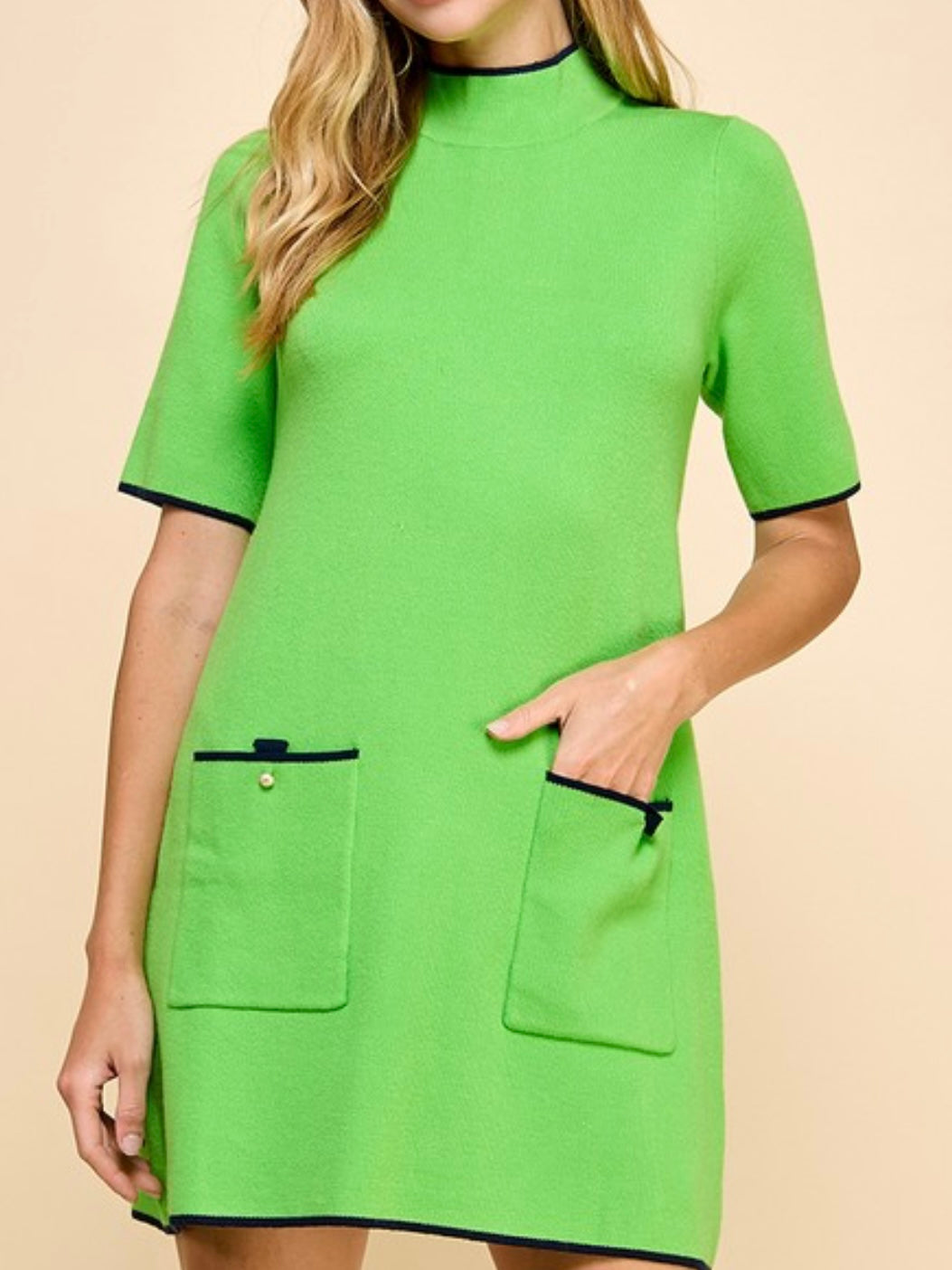 Green Front Pockets Knit Dress