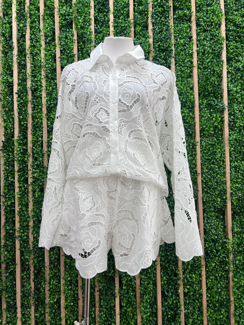 White Floral Eyelet Short Pant