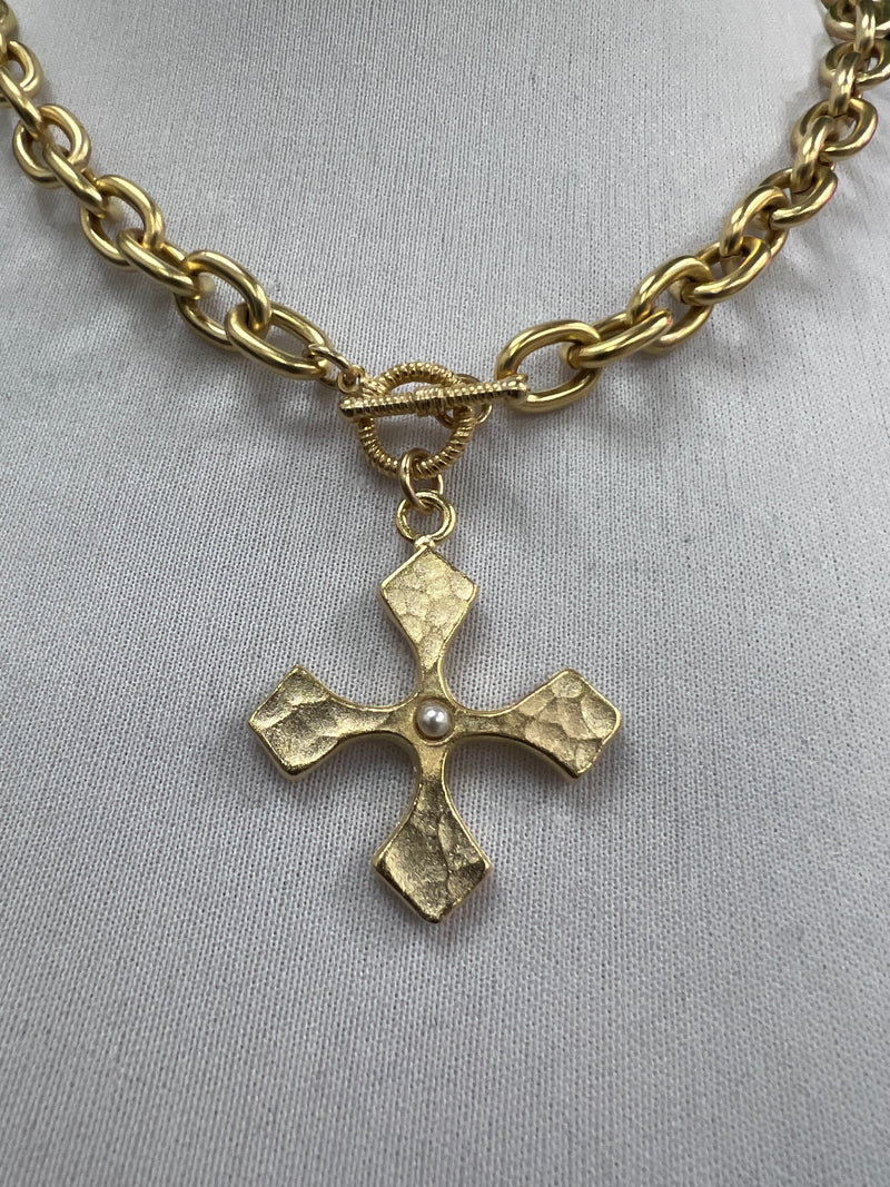 WD Chunky Chain Pearl Detail Cross