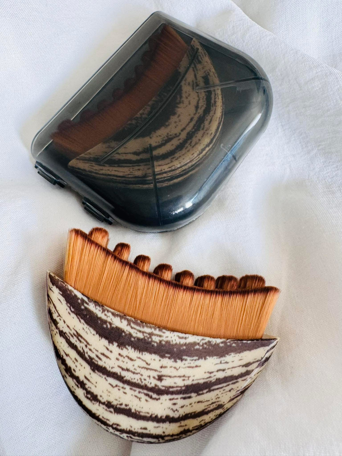 Viral Lymphatic Drainage Brush